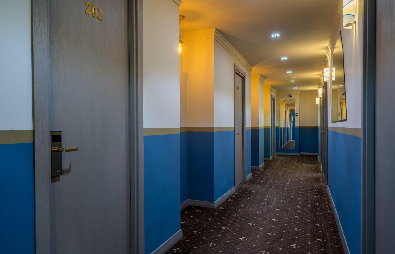 Gladius Inn Boutique Hotel By Dnt Group Tbilisi Ngoại thất bức ảnh